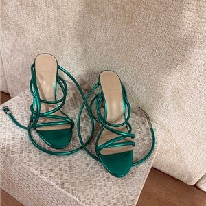 House of Harlow Green Strappy Heels